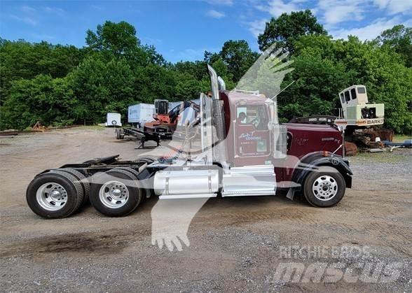 Kenworth W900 Седельные тягачи