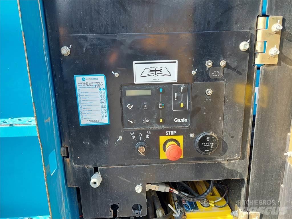 Genie GS4390 Ножничные подъемники