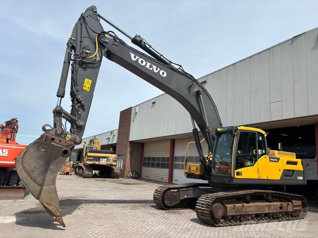 Volvo EC 300 D L Гусеничные экскаваторы