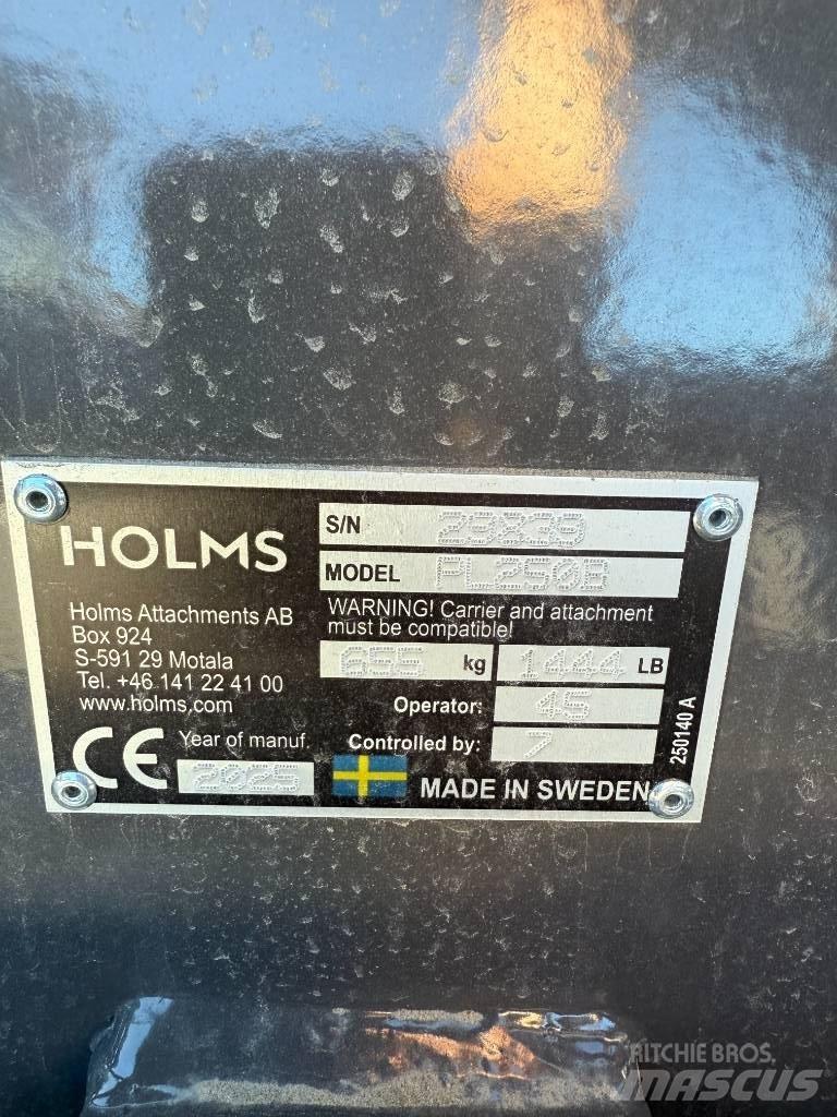 Holms PL 250B Вакуумные уборочные машины