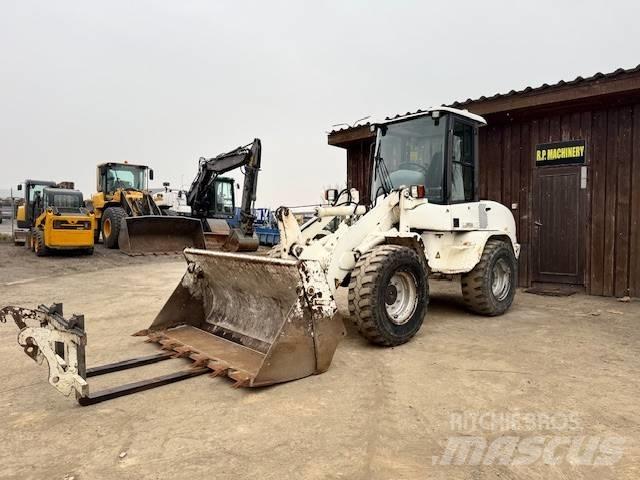 Volvo L 30 B Фронтальные погрузчики