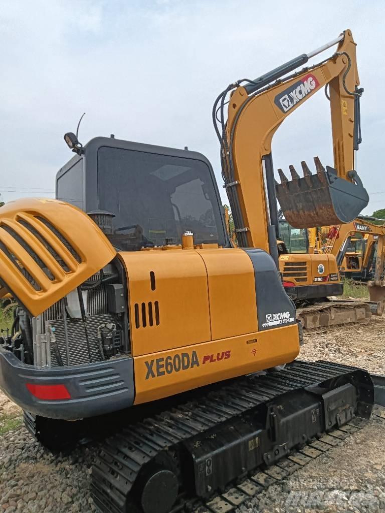 XCMG XE 60 DA Мини-экскаваторы