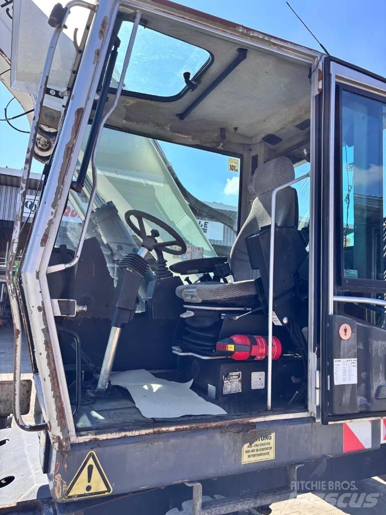Fuchs MHL 320 Перегружатели металлолома/промышленные погрузчики