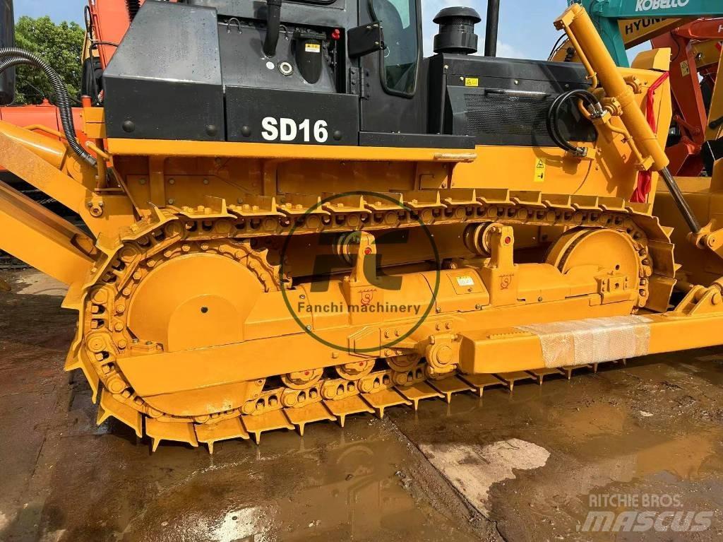 Shantui SD 16 Гусеничные бульдозеры