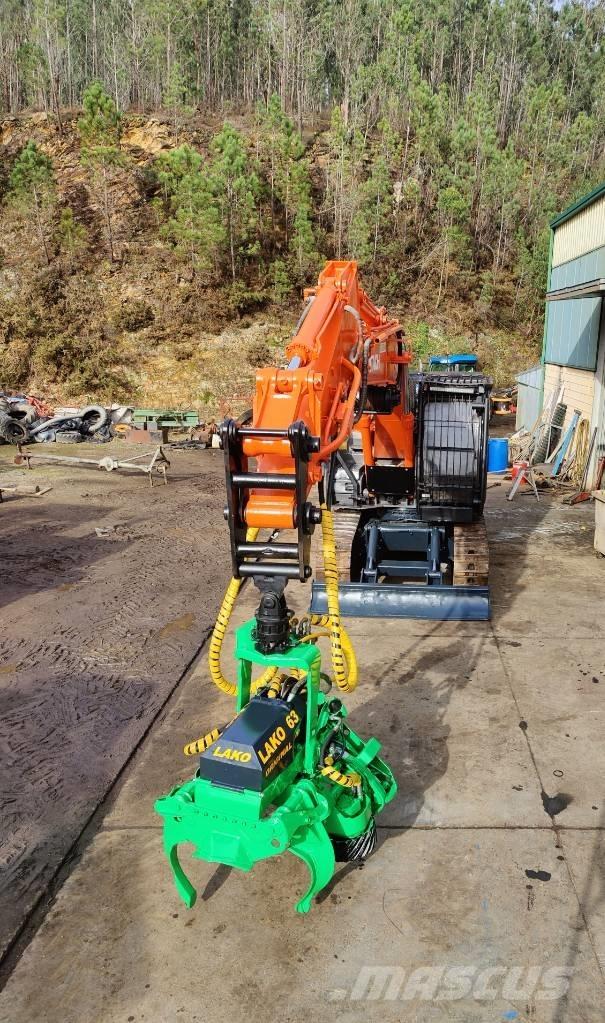 Hitachi ZX 210 Гусеничные экскаваторы