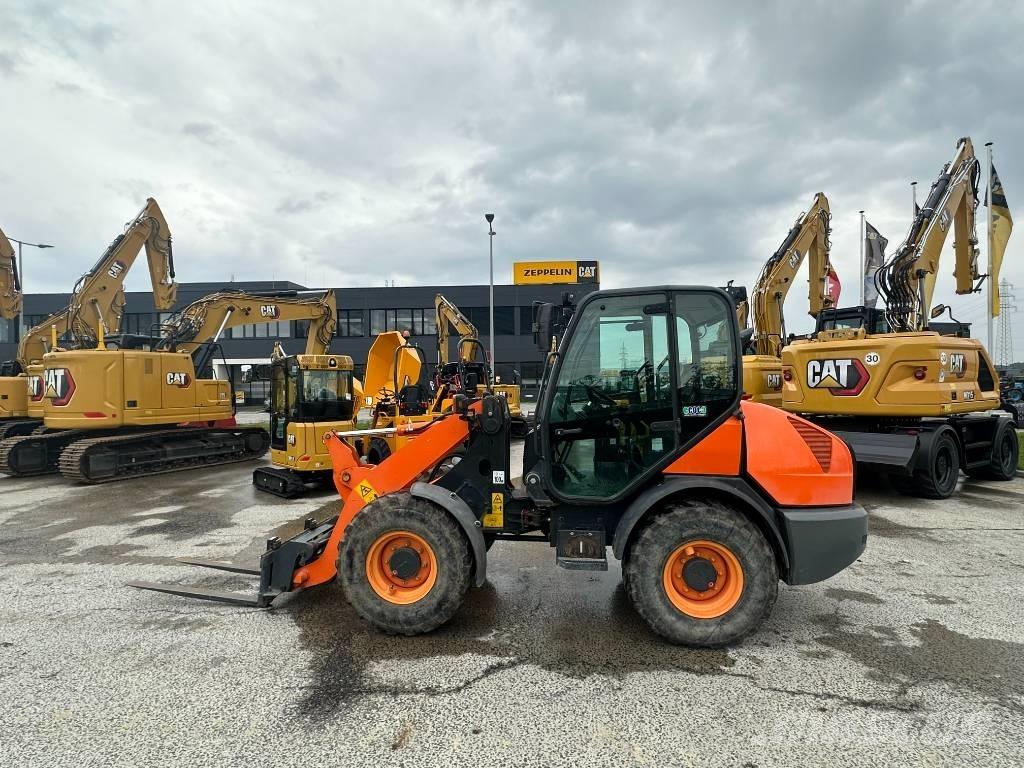 Komatsu WA 70 Фронтальные погрузчики