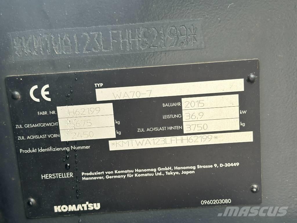 Komatsu WA 70 Фронтальные погрузчики