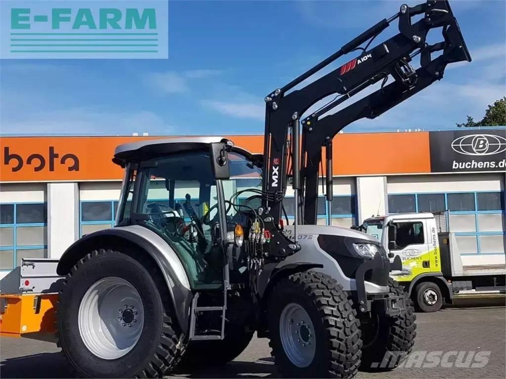 Kubota m4073 cab Трактора
