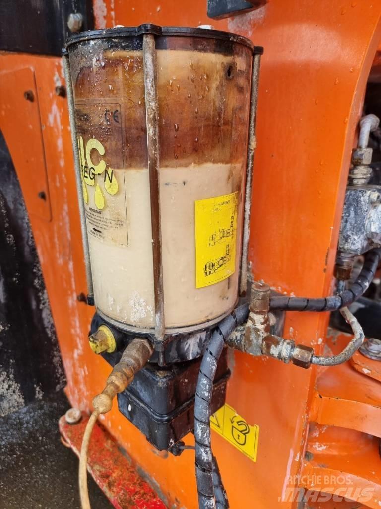 Hitachi ZW 250 Фронтальные погрузчики