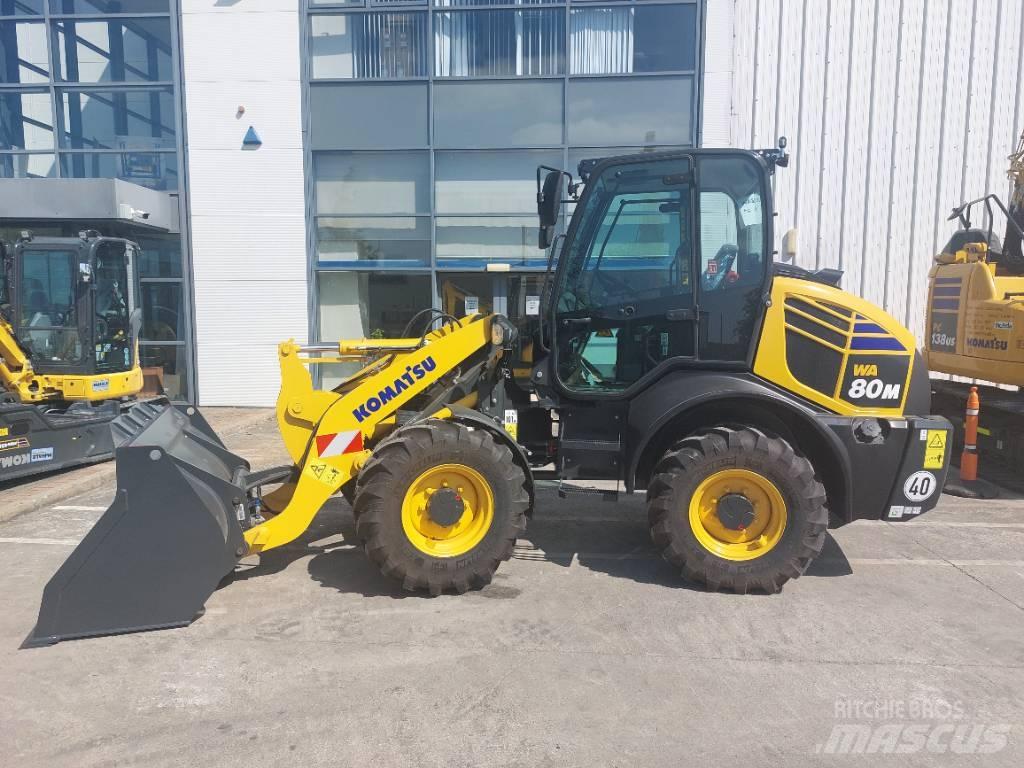 Komatsu WA80M-8 Малые погрузчики