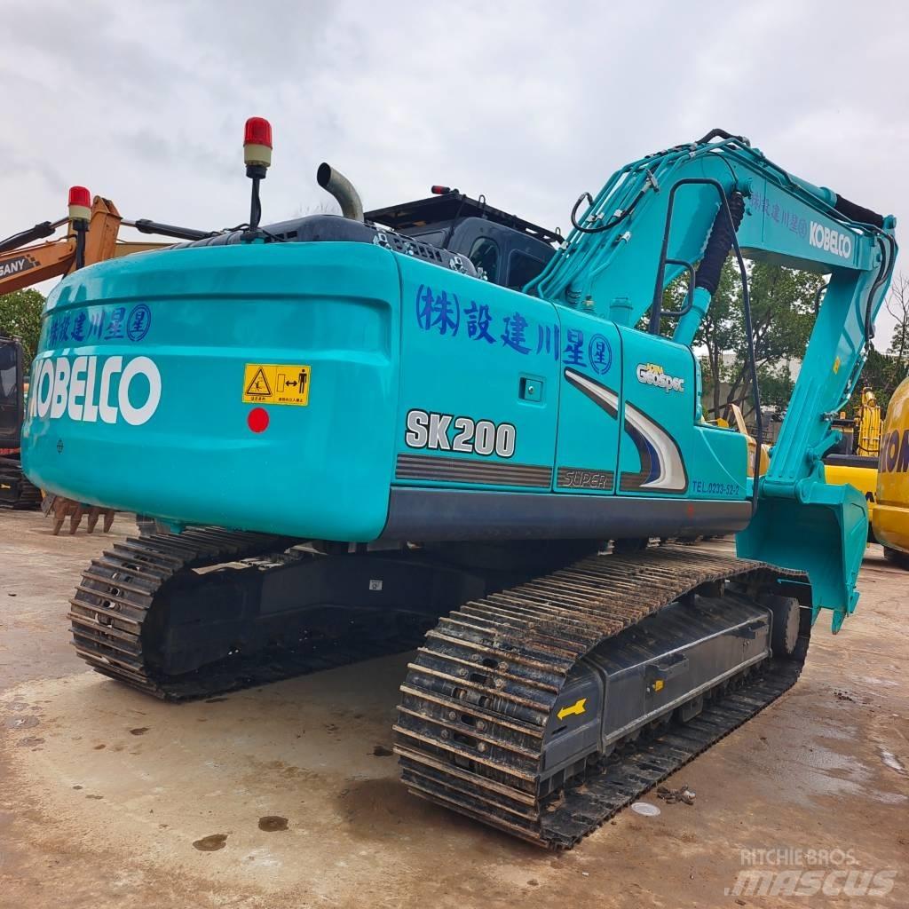 Kobelco SK 200 Гусеничные экскаваторы