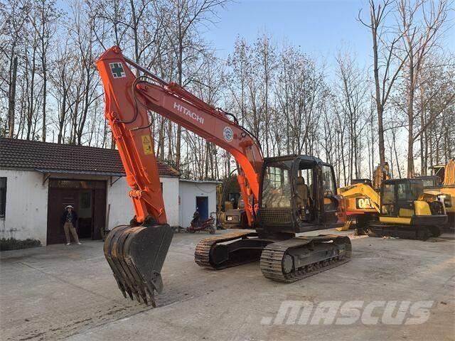 Hitachi ZX120 Гусеничные экскаваторы
