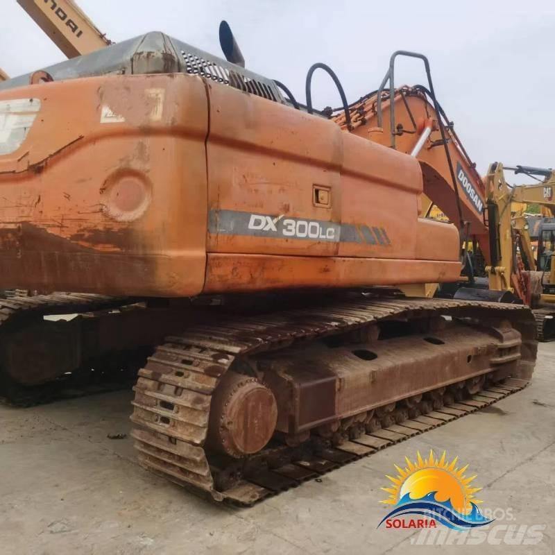 Doosan DX 300 LC Гусеничные экскаваторы