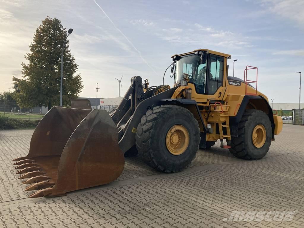 Volvo L 220 H Фронтальные погрузчики