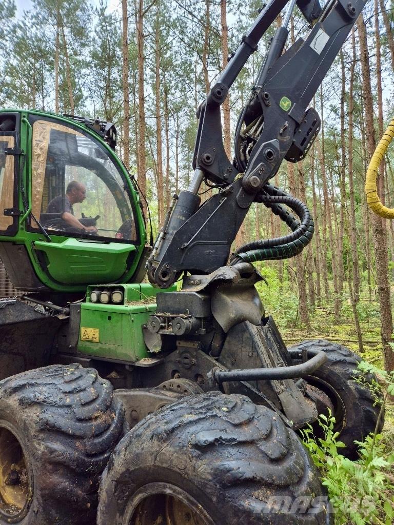 John Deere 1170 E Харвестеры