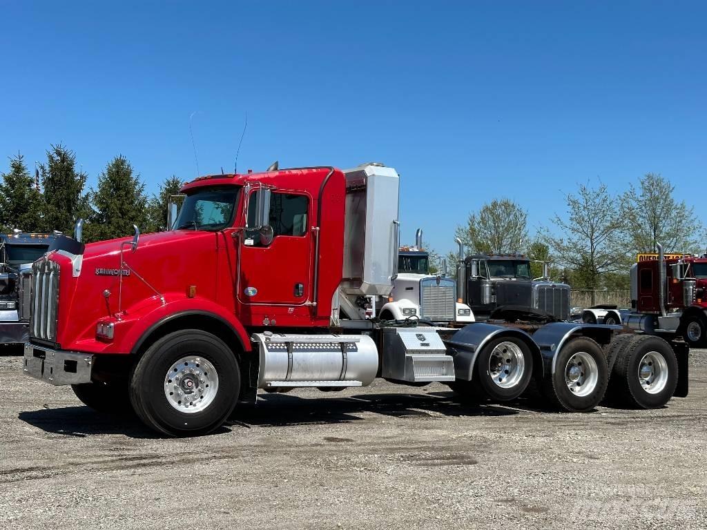 Kenworth T800 Седельные тягачи