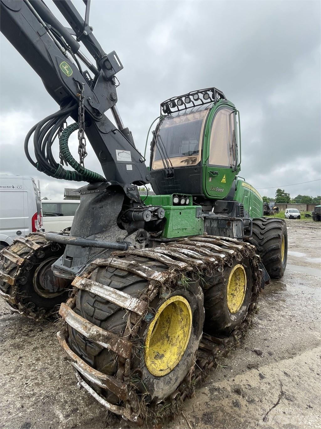John Deere 1070 G Харвестеры