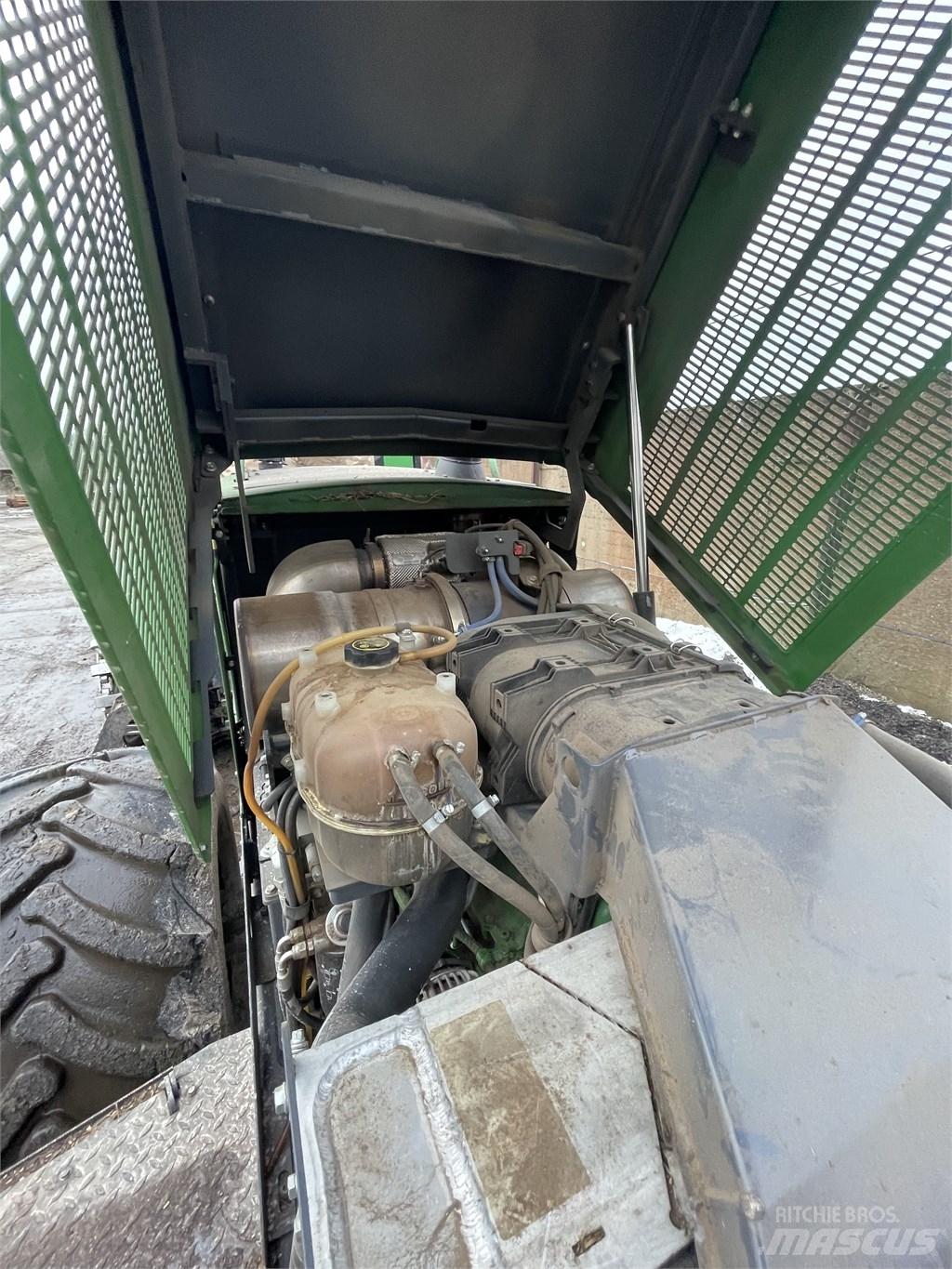 John Deere 1070 G Харвестеры
