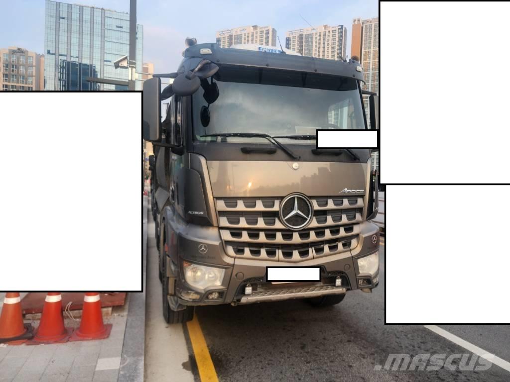 Mercedes-Benz 3951K Мини-самосвалы