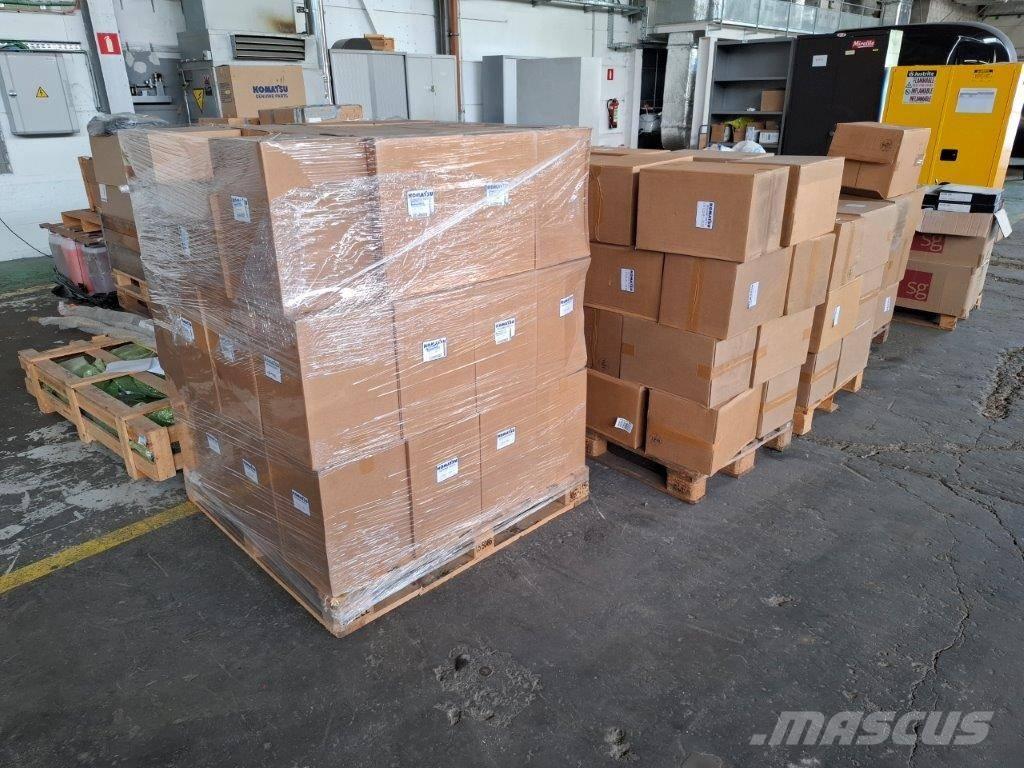 Komatsu 6125-81-7032 Двигатели