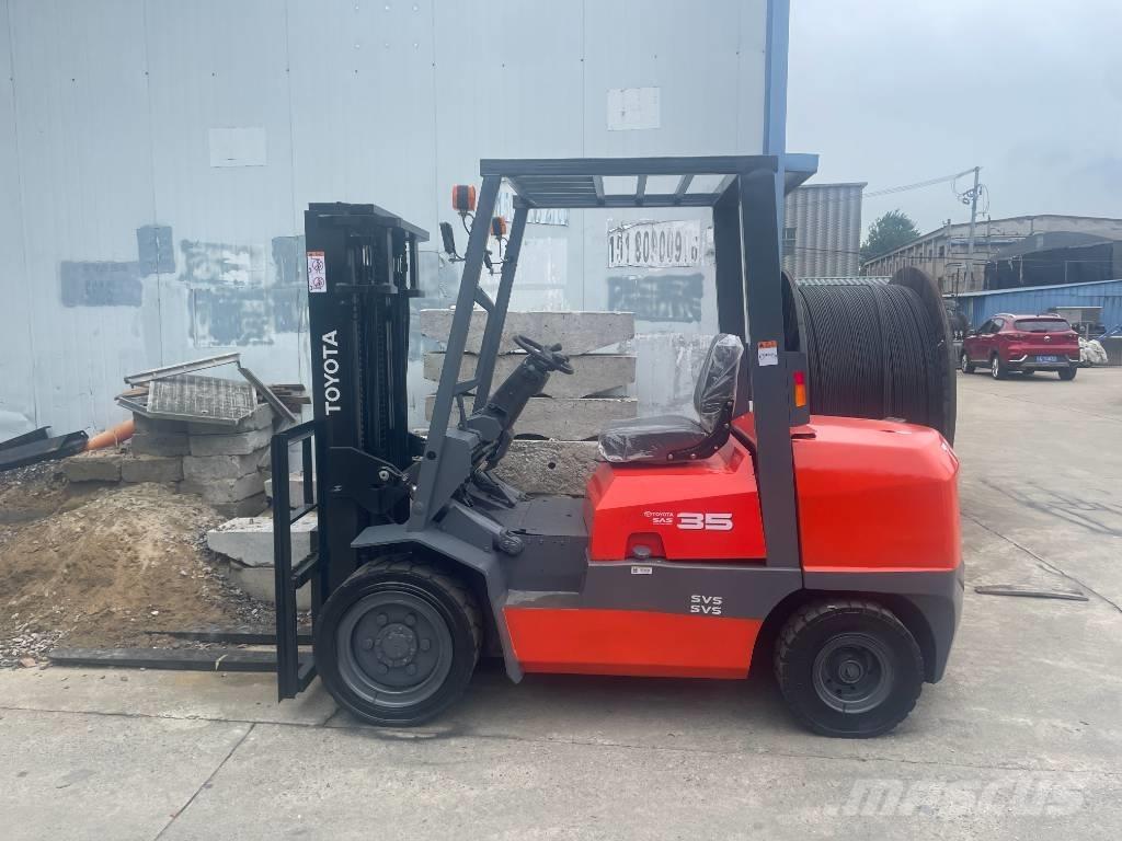 Toyota 3.5t Дизельные погрузчики