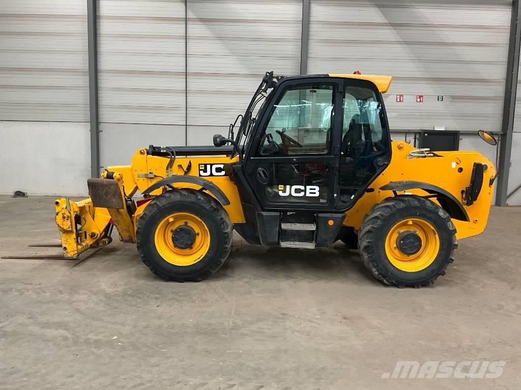 JCB 535-125 Телескопические погрузчики