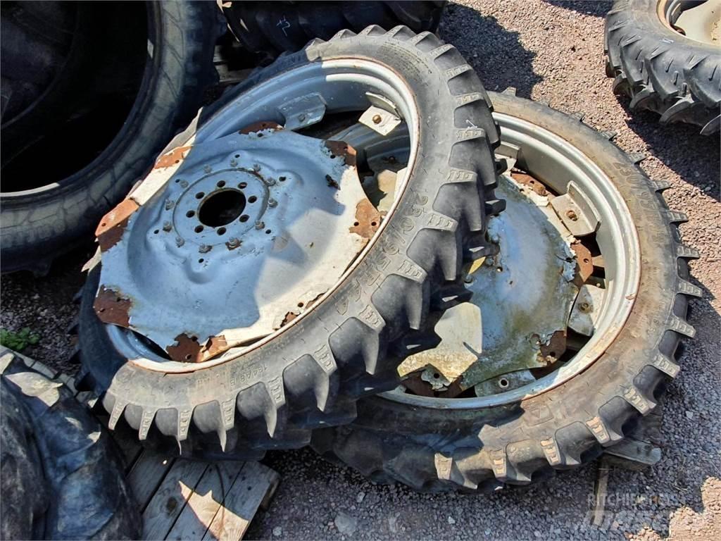 BKT 230/95R44 x2 Шины и колёса