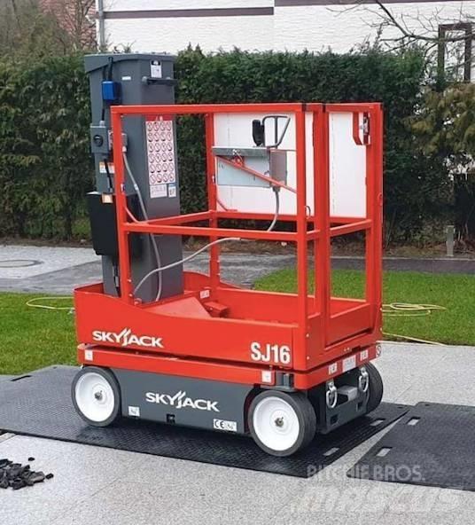 SkyJack SJ16 Ножничные подъемники