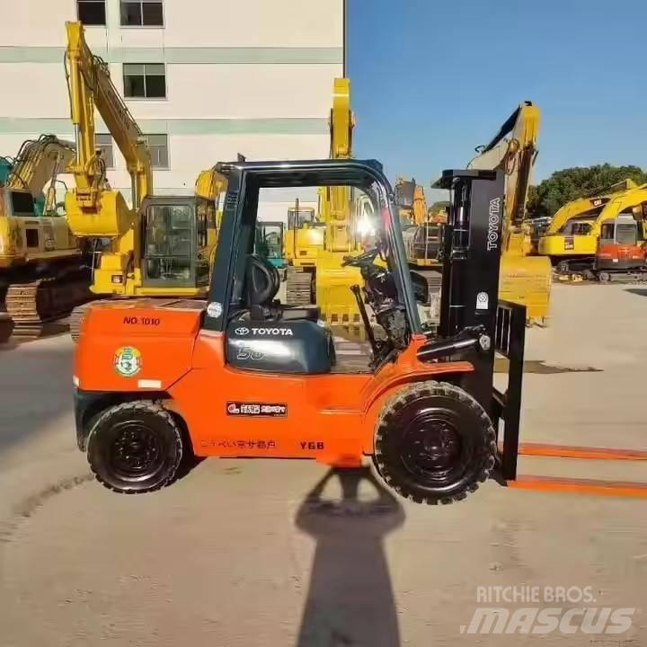 Toyota FD50 Дизельные погрузчики