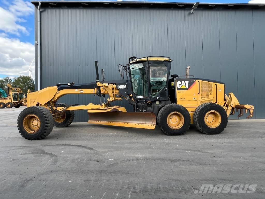 CAT 140M Грейдеры