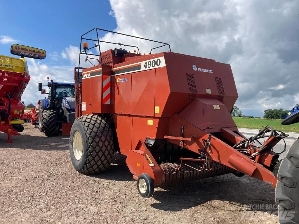 Hesston 4900 Тюковые пресс-подборщики