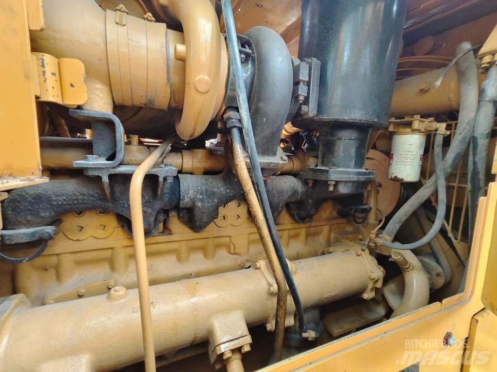 CAT D 7 G Гусеничные бульдозеры