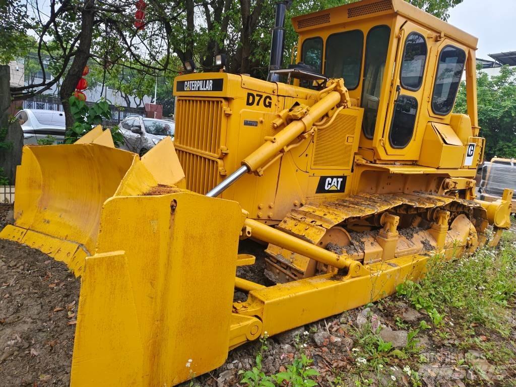CAT D 7 G Гусеничные бульдозеры