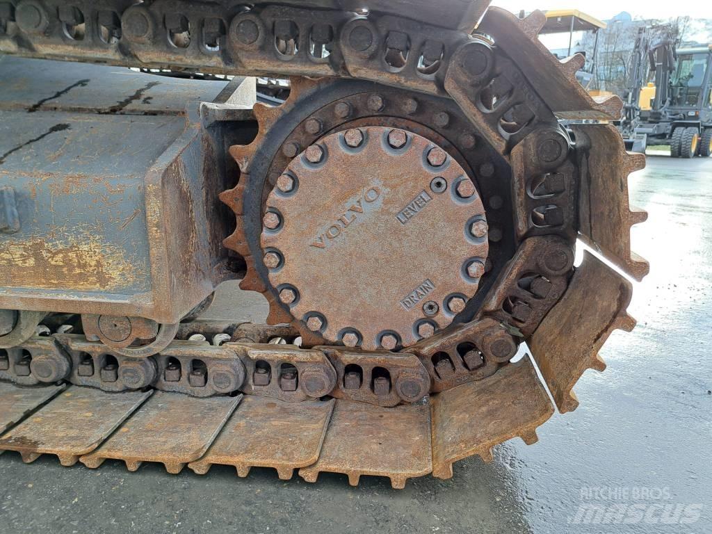 Volvo EC 200 EL Гусеничные экскаваторы