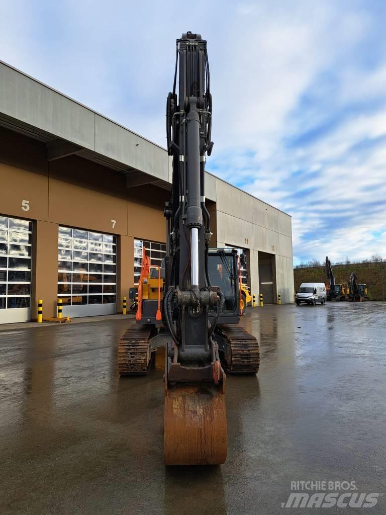 Volvo EC 200 EL Гусеничные экскаваторы