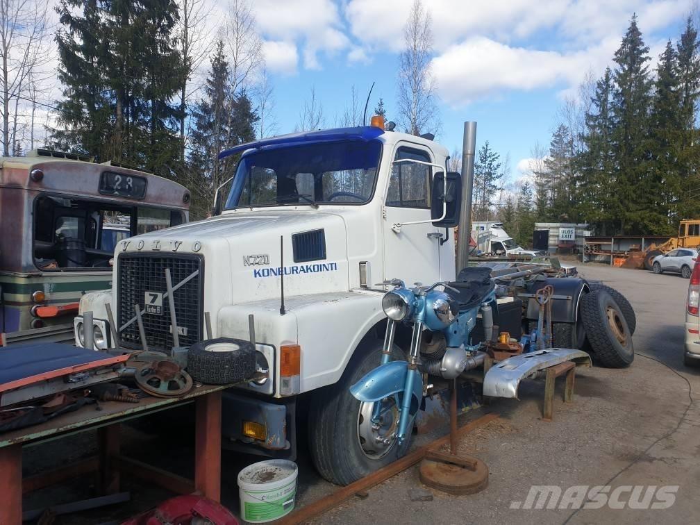 Volvo N7 4X2 Контейнеровозы