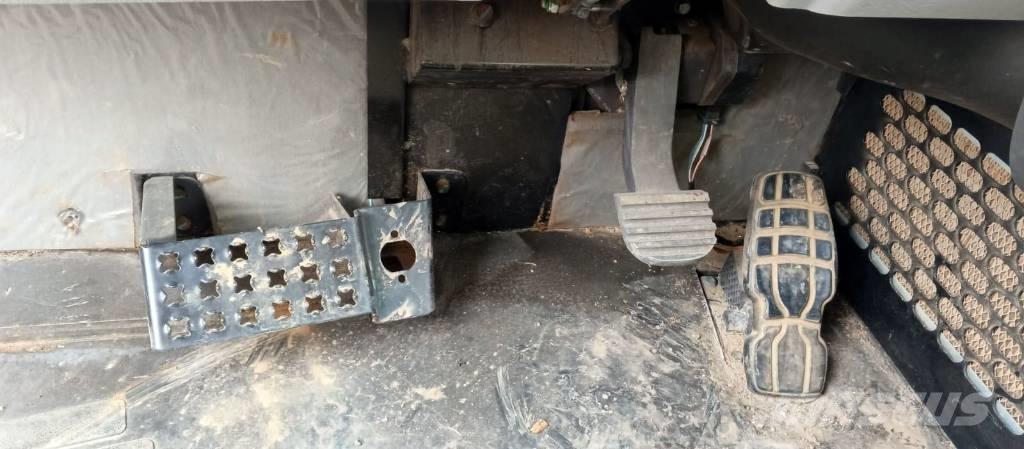 CAT 730 C Шарнирно-сочленённые самосвалы