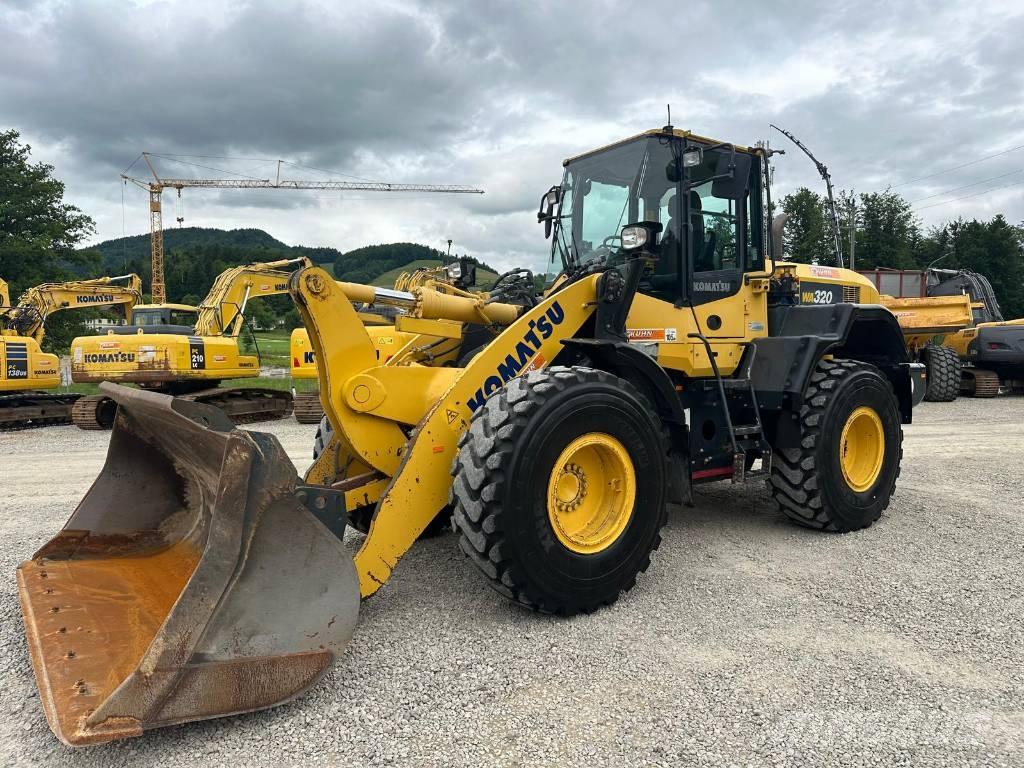 Komatsu WA 320-7 Фронтальные погрузчики