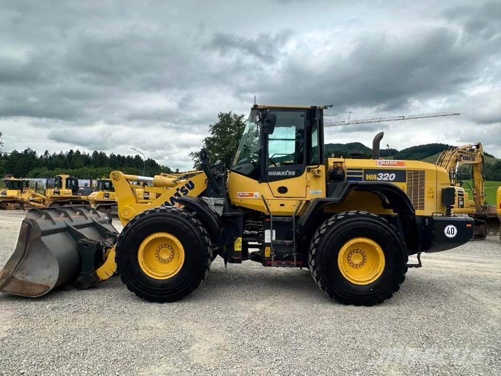 Komatsu WA 320-7 Фронтальные погрузчики