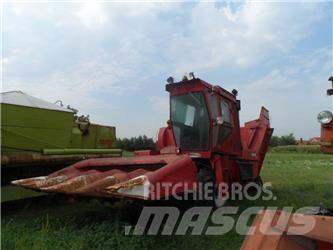 New Idea 802 Зерноуборочные комбайны