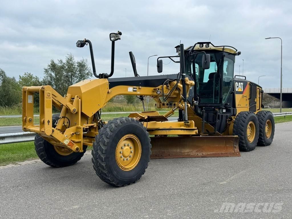 CAT 140M Грейдеры