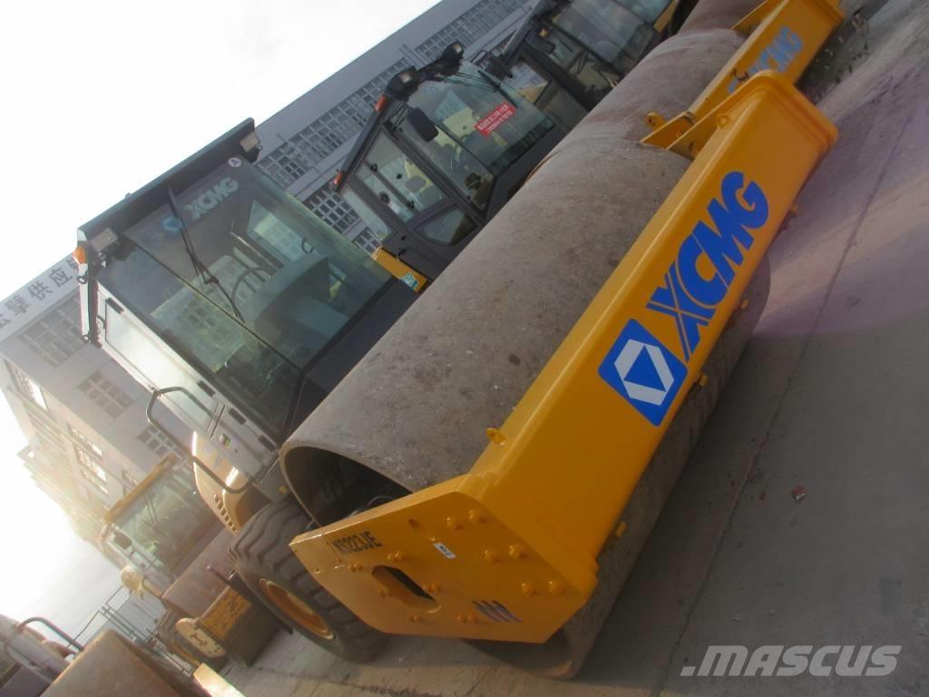 XCMG XS 223 J Грунтовые катки