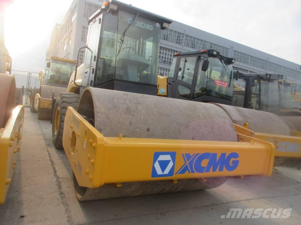 XCMG XS 223 J Грунтовые катки