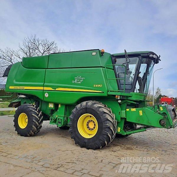 John Deere S 690 Зерноуборочные комбайны