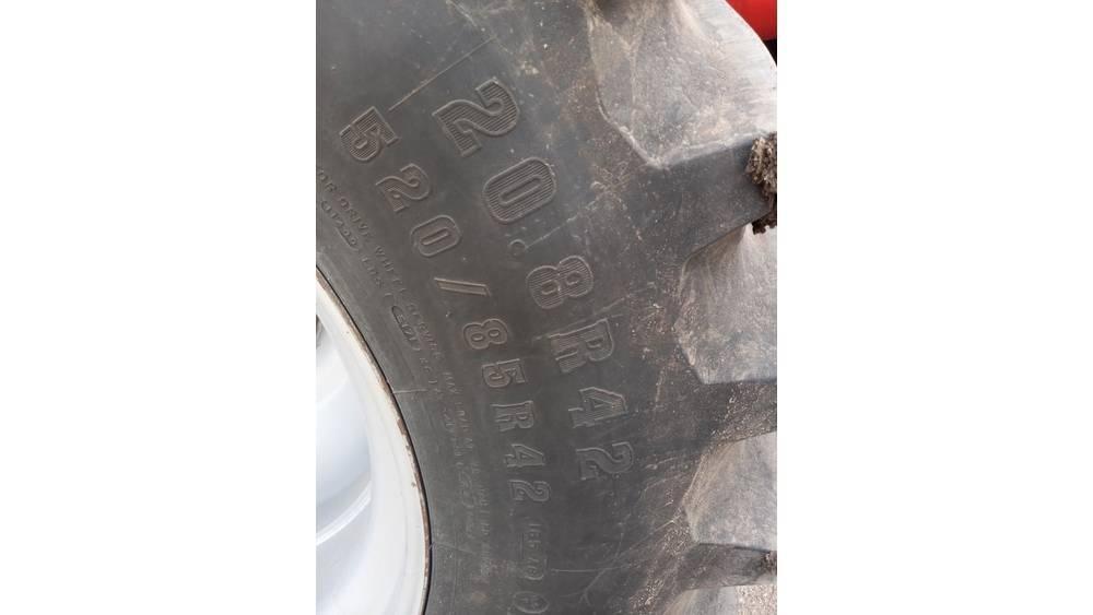CASE 8230 Зерноуборочные комбайны