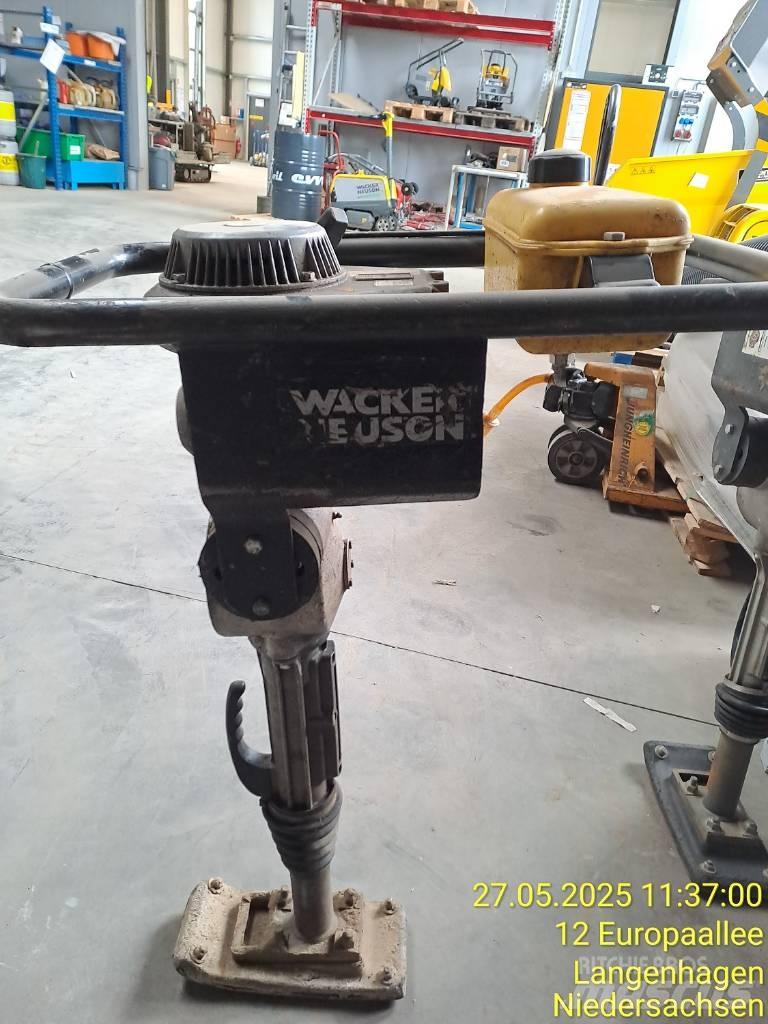 Wacker Neuson BS30 Трамбовщики