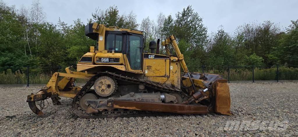 CAT D 6 R XL II Гусеничные бульдозеры