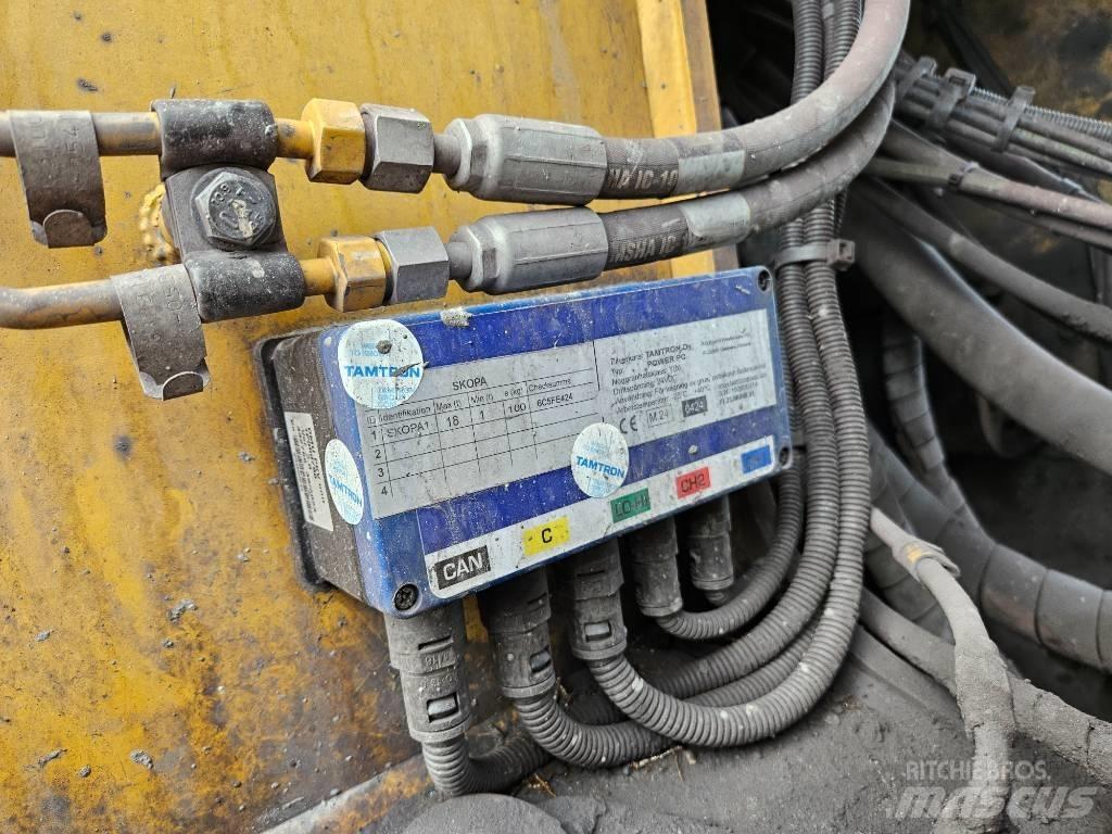 CAT 980 M Фронтальные погрузчики