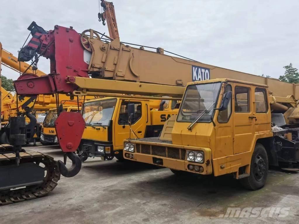 Kato 2500 KVA Автокраны