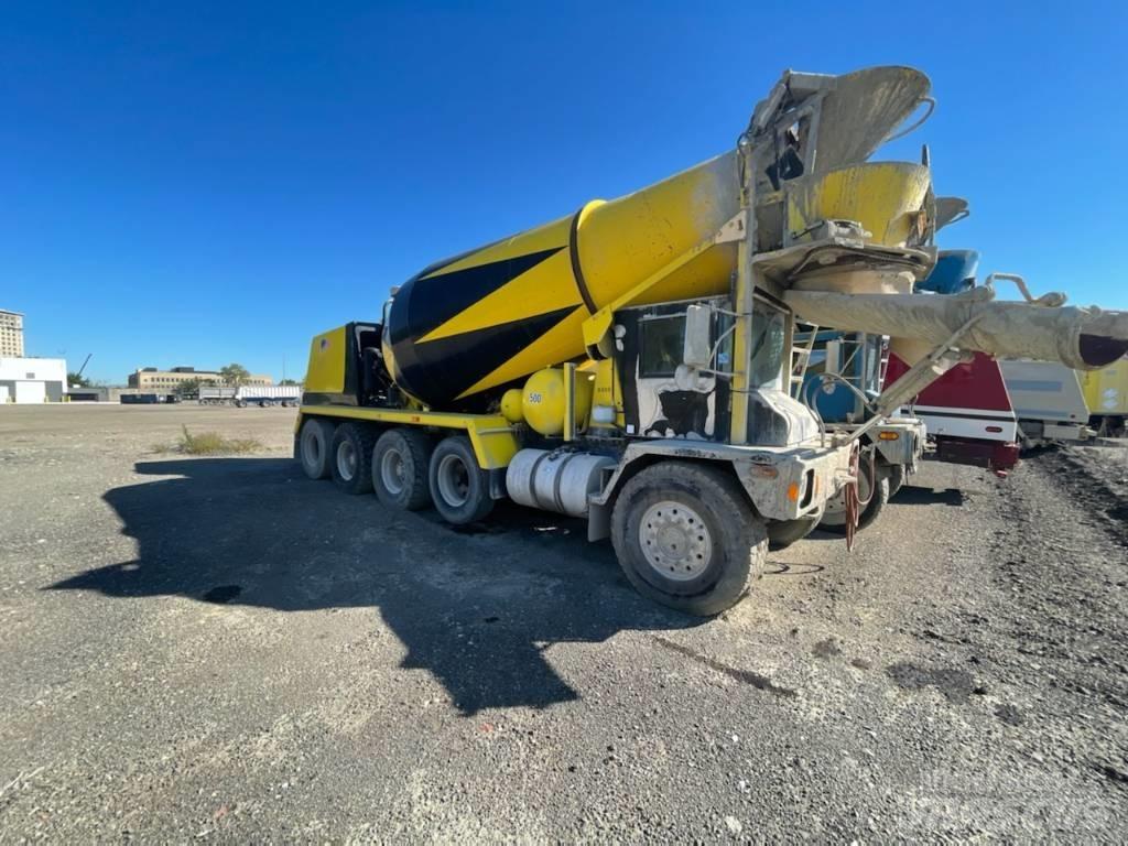 Terex Mixer Специальные грузовики